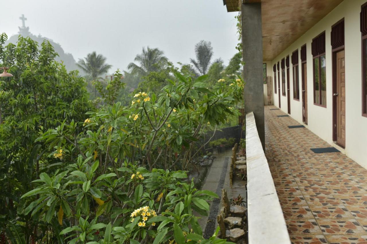 Pias Poppies Hotel Rantepao Bagian luar foto